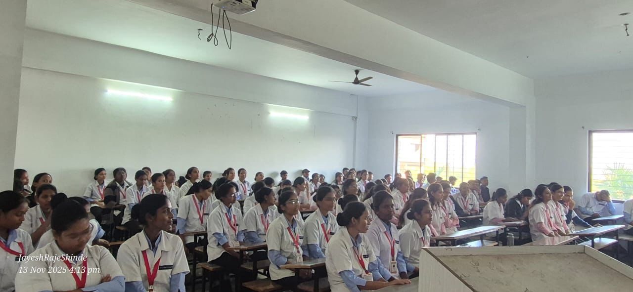 Smart classroom with modern teaching aids