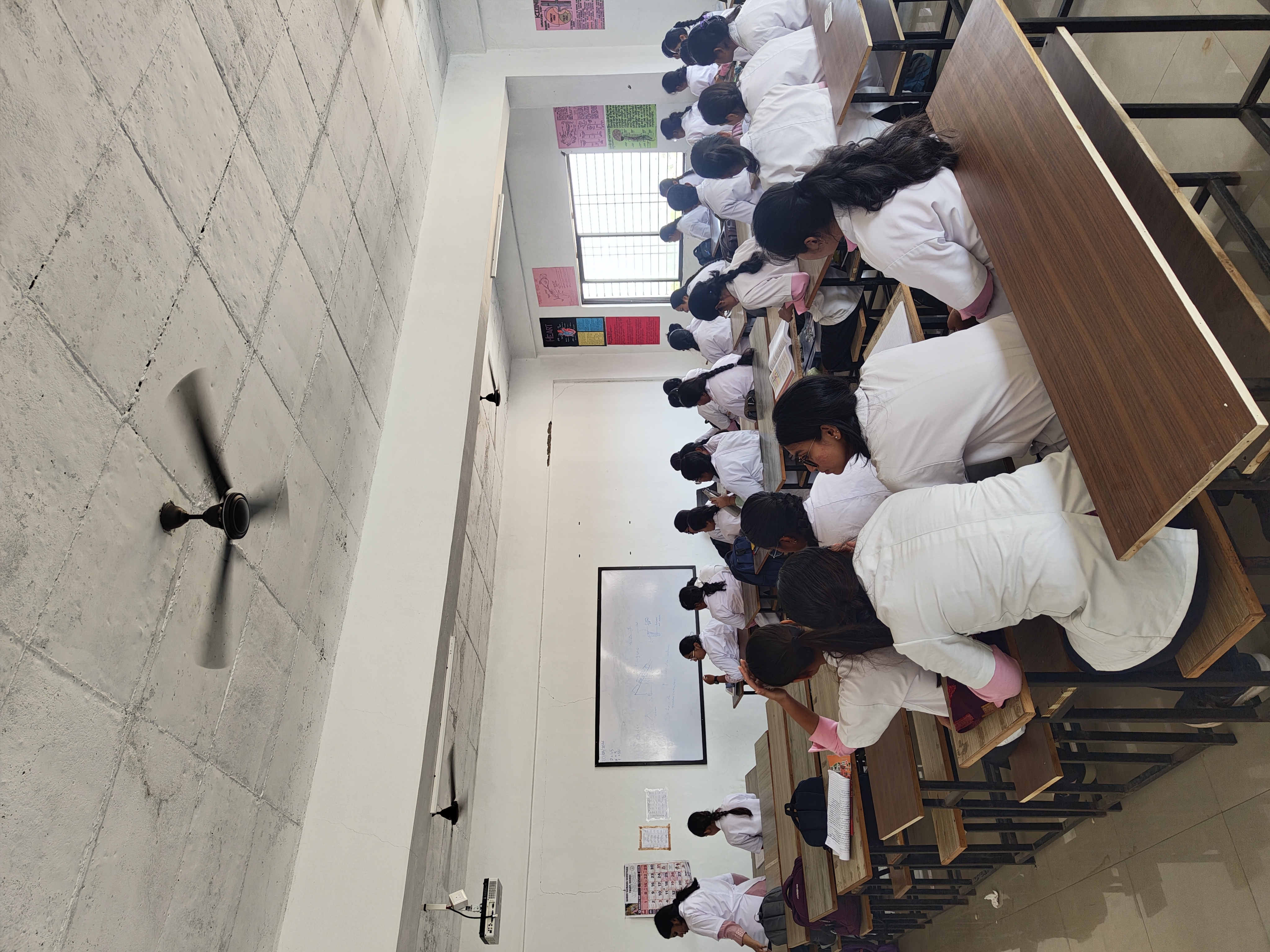 Smart Classroom - Photo 17
