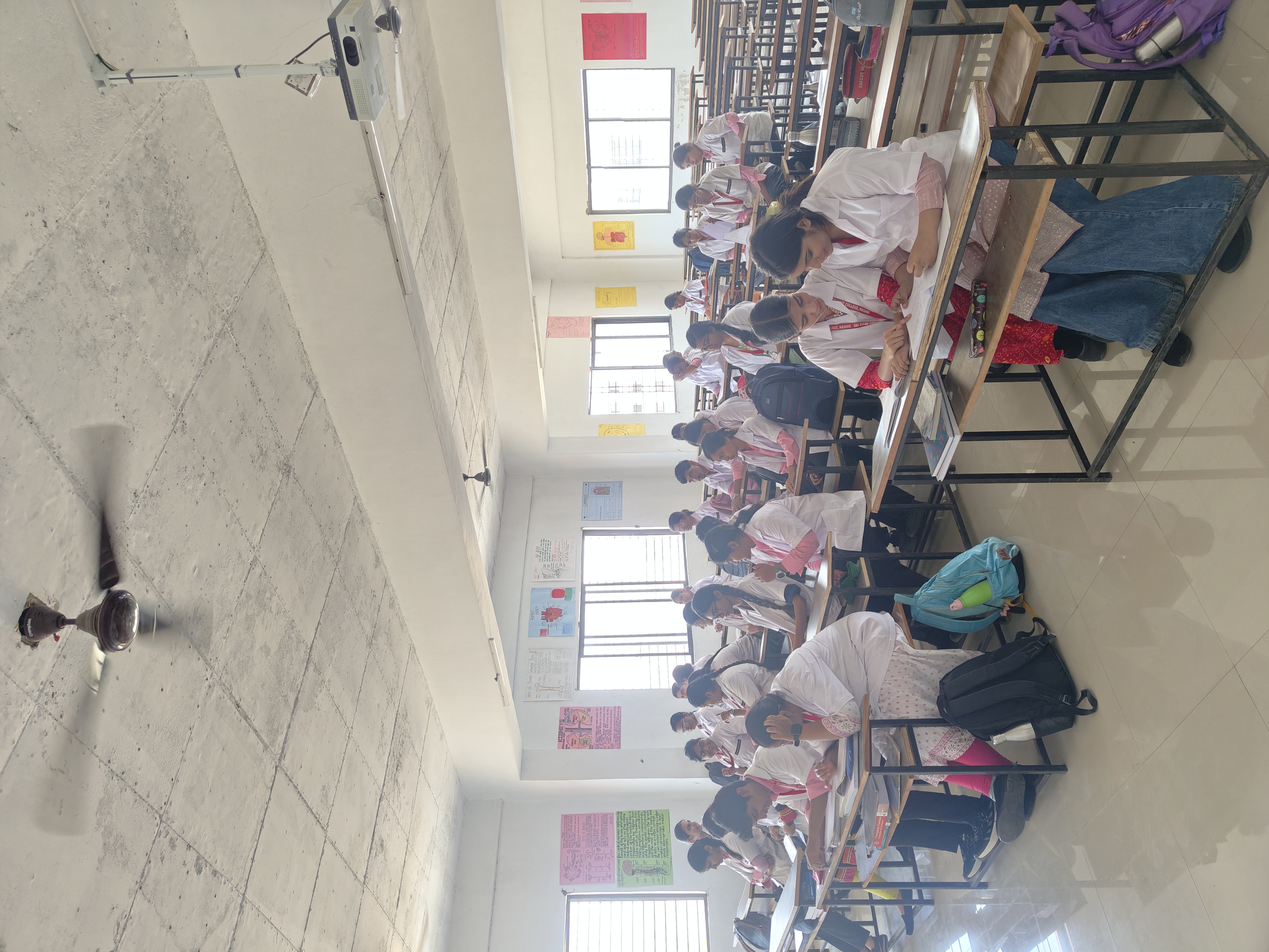 Smart Classroom - Photo 19
