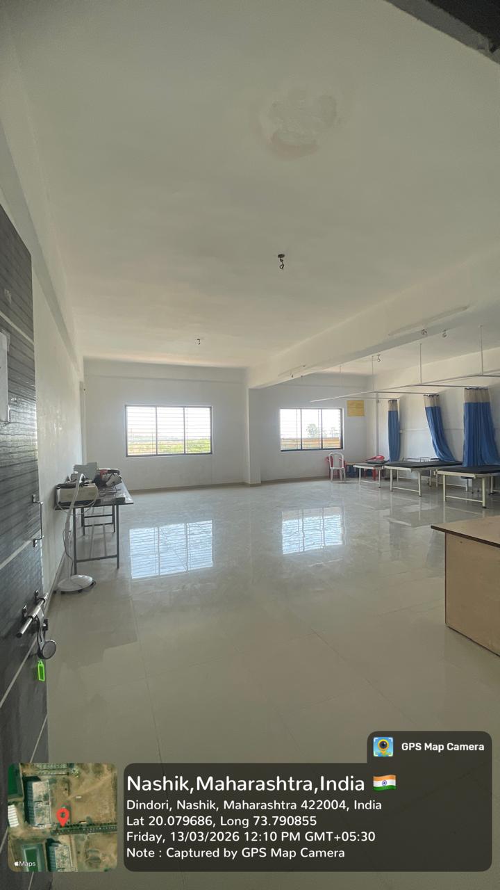 Electrotherapy Lab - Photo 9