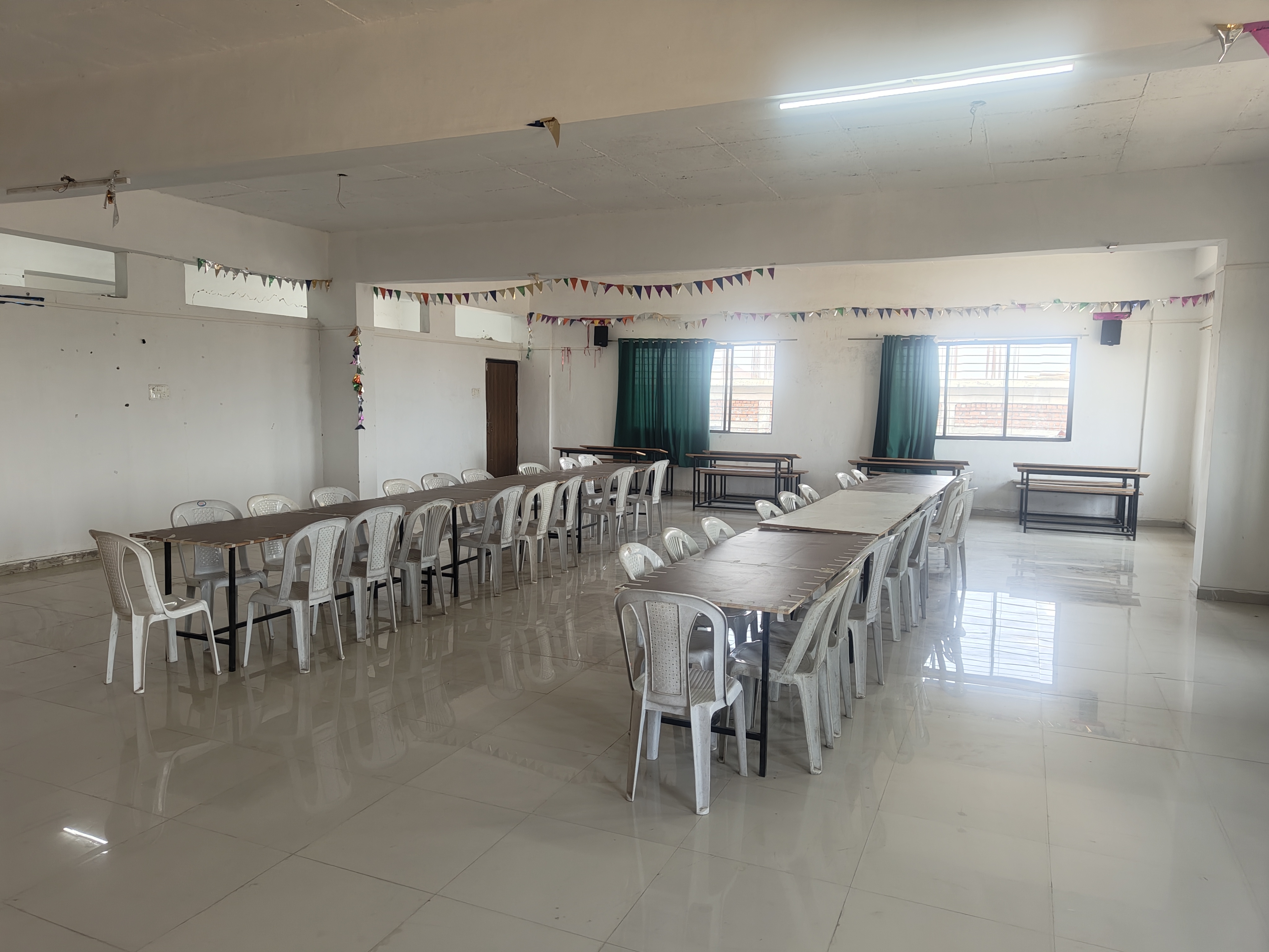 Library & Reading Room - Photo 23
