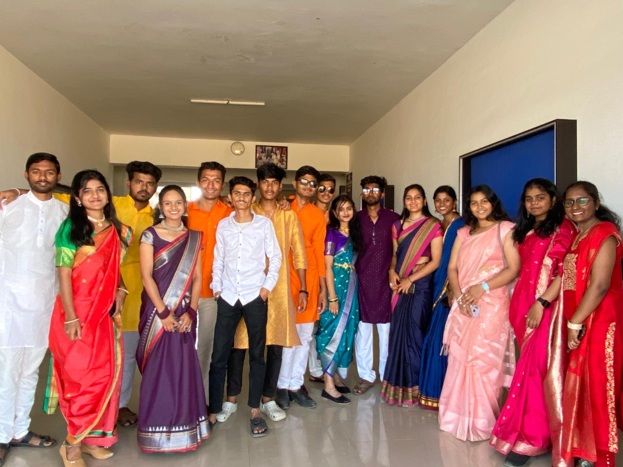 College Gallery - Photo 15